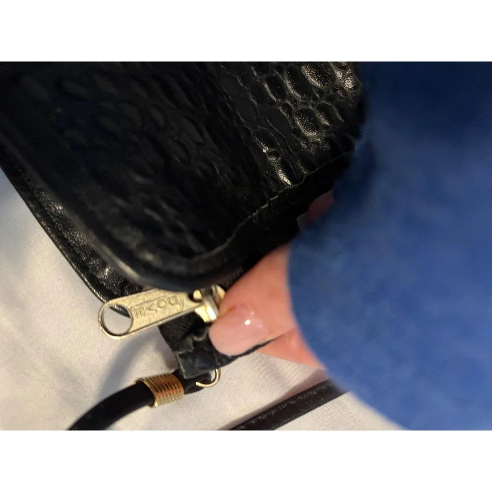 Vintage Black Embossed Pleather Bag Jewel Detail Paisley Lining Esko Zip‎